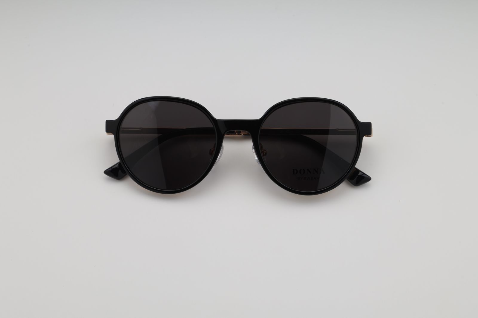 Donna 3204, C1