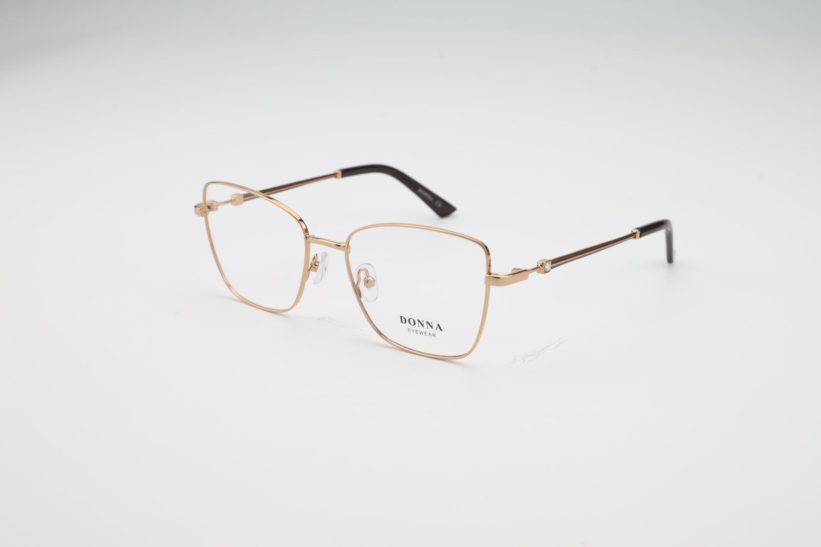Donna 3177, C4