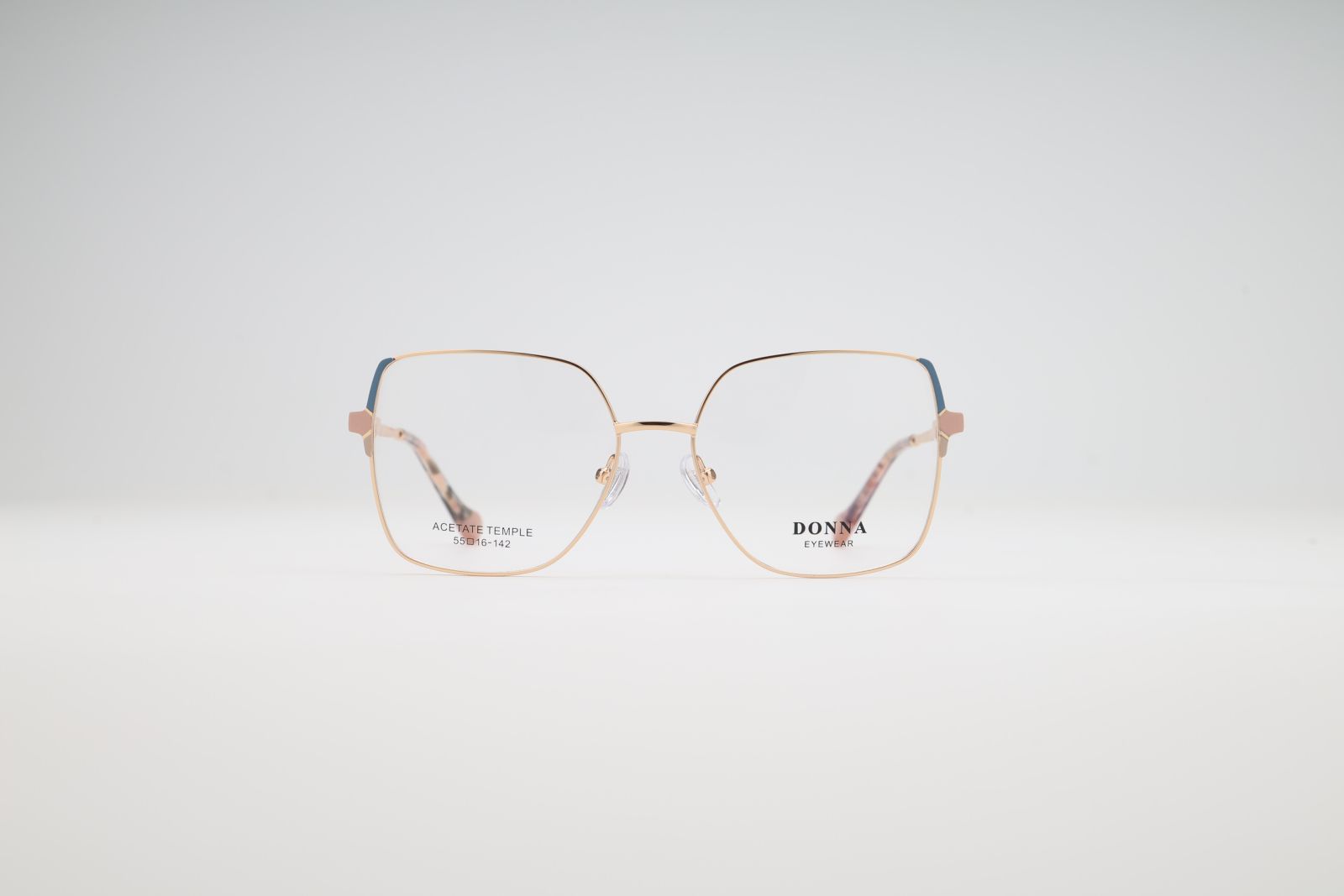 Donna 3168, C1