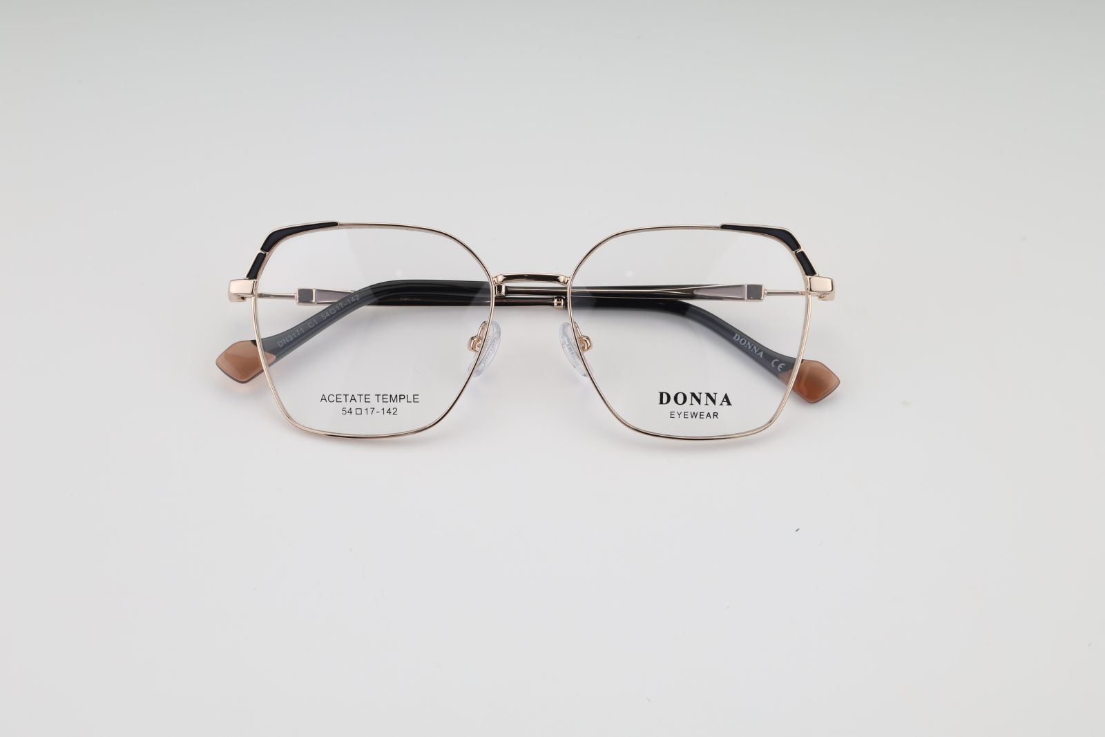Donna 3171, C1