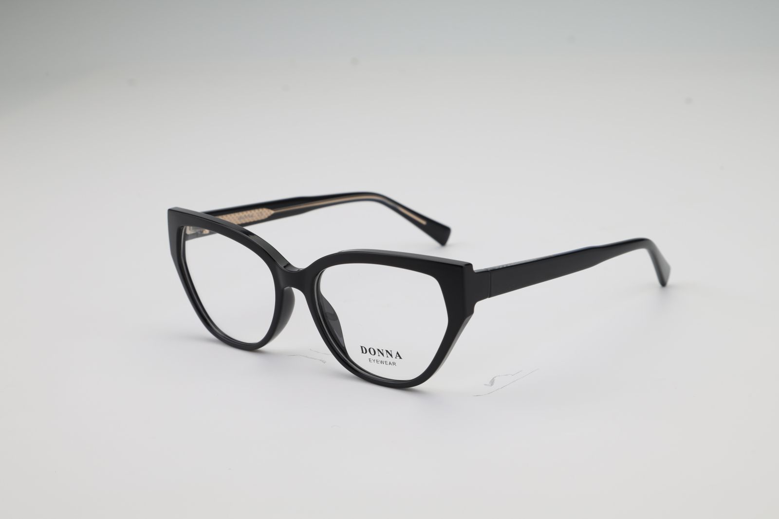 Donna 3208, C1