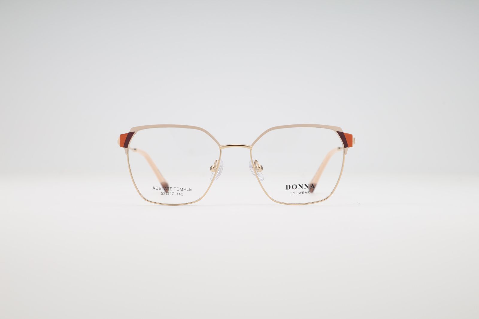 Donna 3166, C2