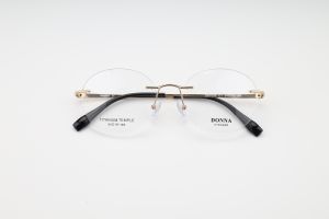 Donna 7008, C1