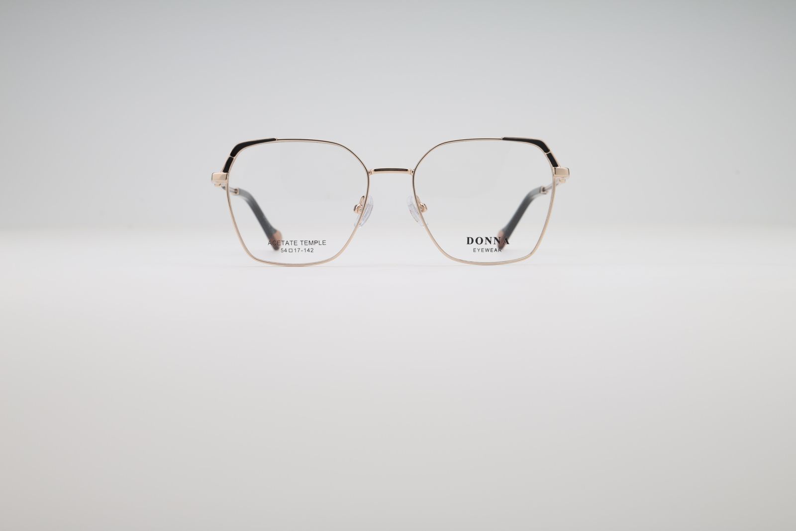 Donna 3171, C1