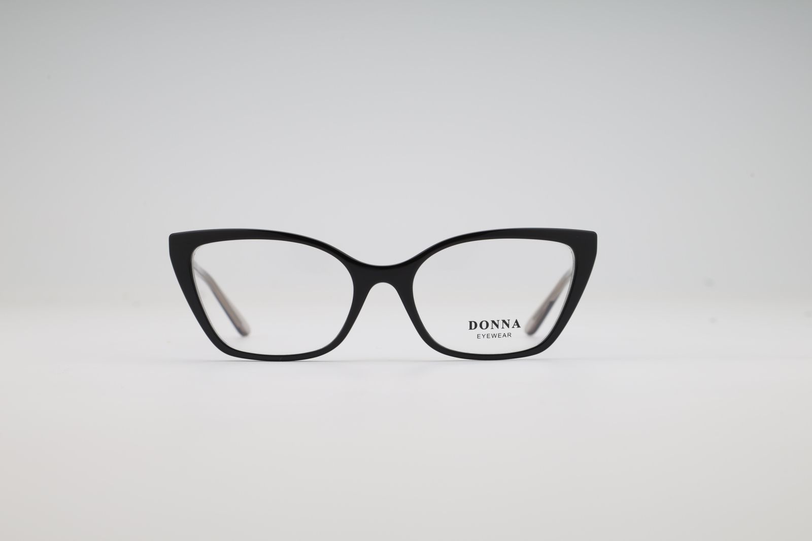 Donna 3213, C1