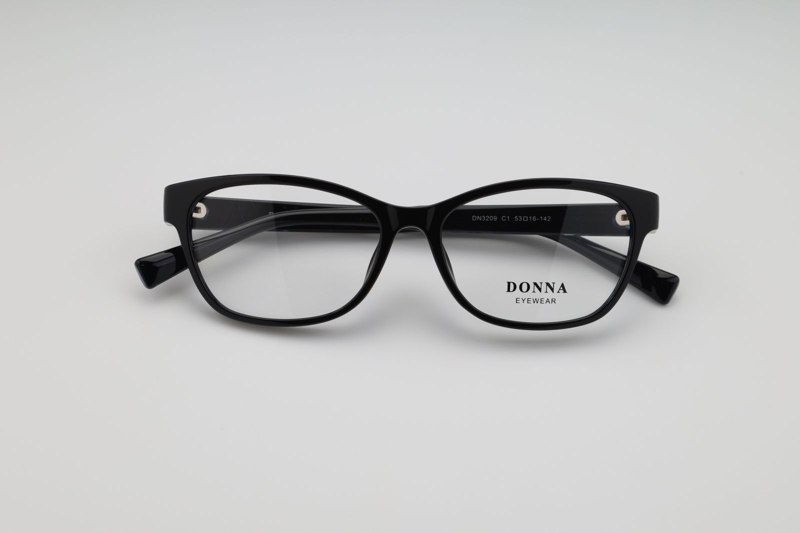 Donna 3209, C1