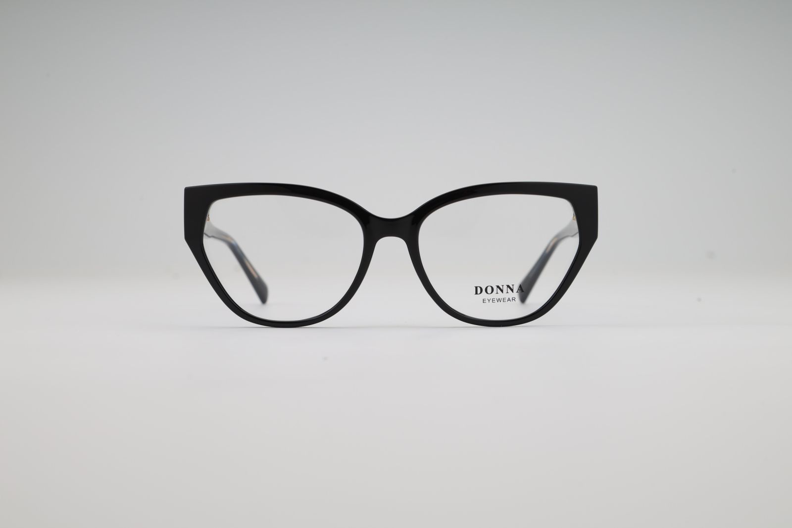Donna 3208, C1