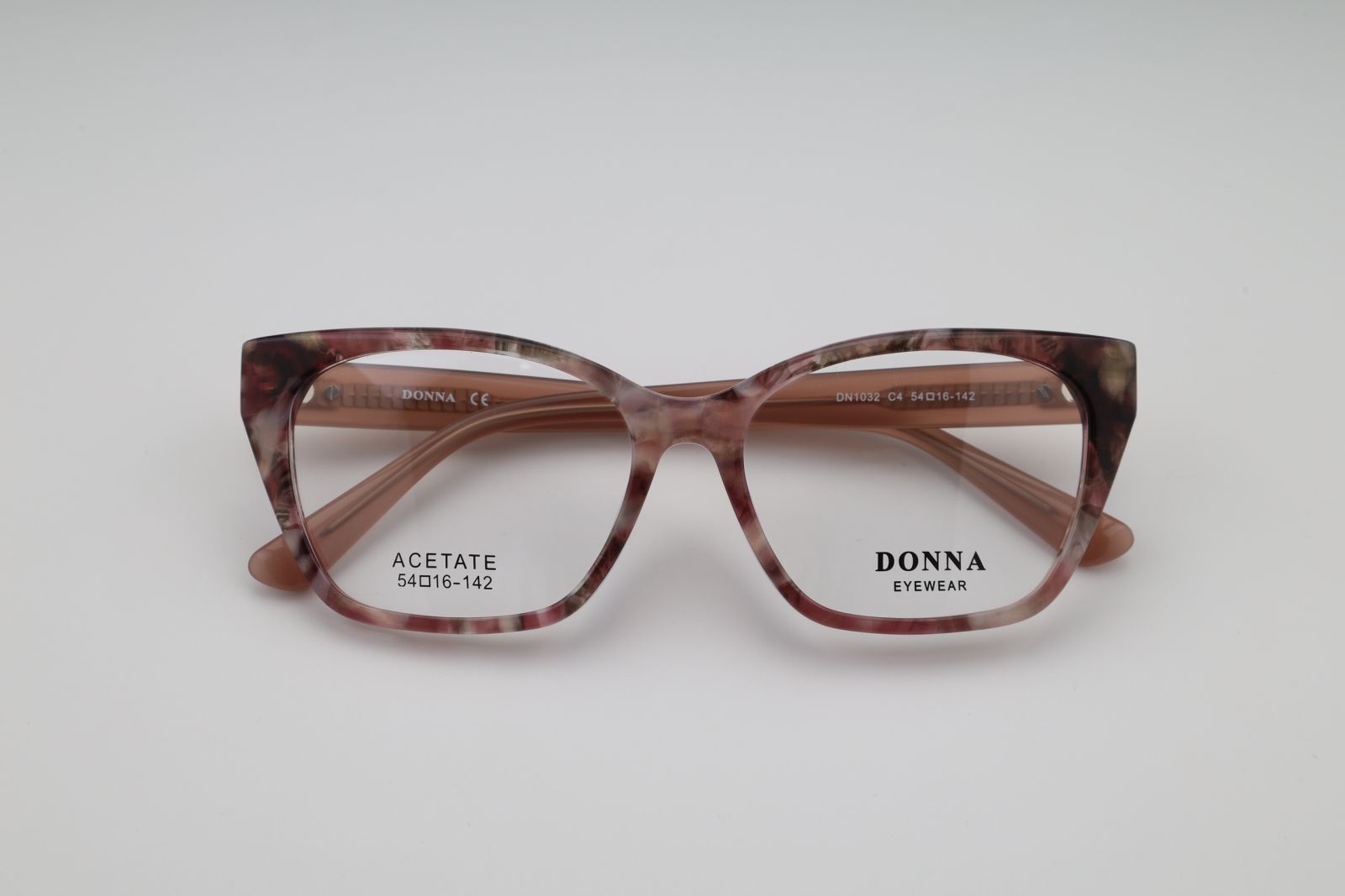 Donna 1032, C4